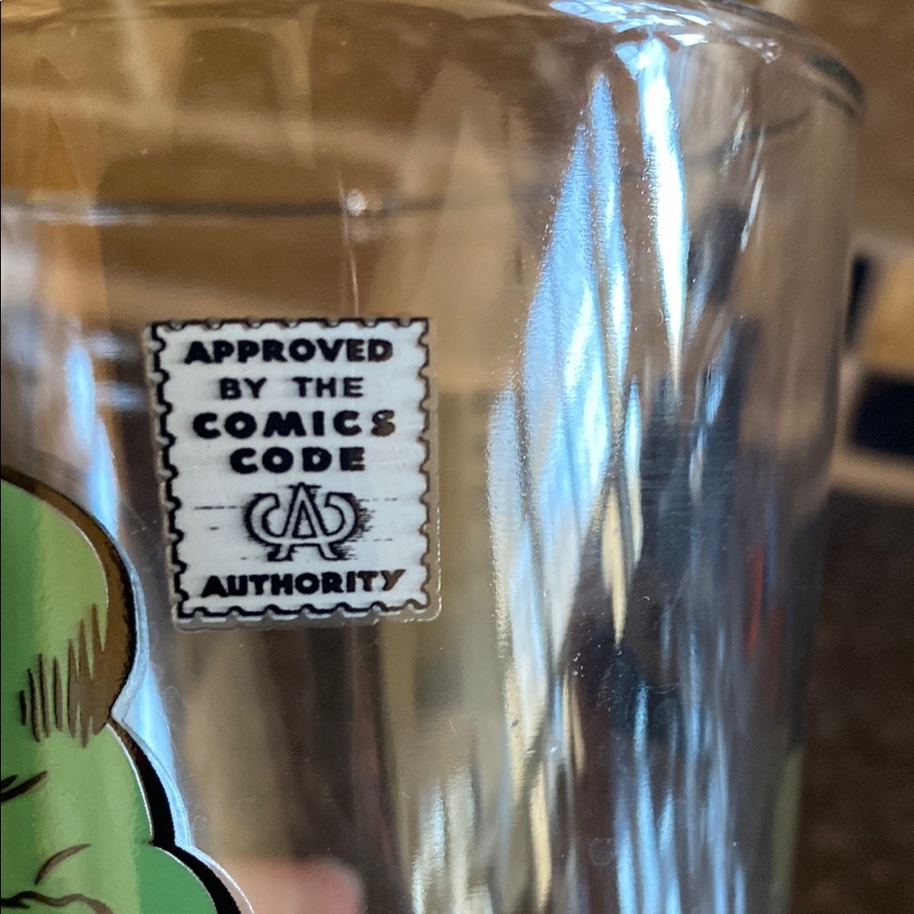Hulk and Spider-Man Glass Set - Picture 3 of 3